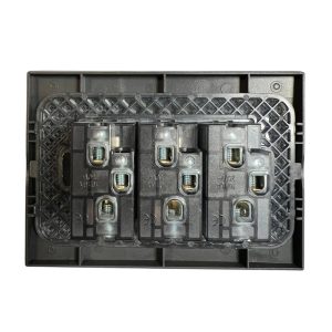 Enchufe Triple 10A 250V (Grafito) premium