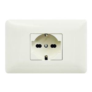 Enchufe Schuko 16A Blanco