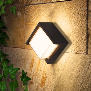 APLIQUE LED PLASTICO CUADRADO 3000K IP54
