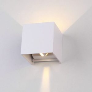 APLIQUE LED CUADRADO EXTERIOR IP54 BLANCO 5W CALIDO 3000K MODELO SHAULA